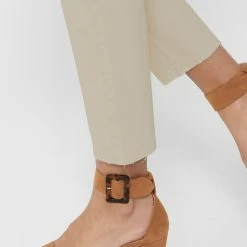ONLY DAMEN JEANS -ONLY SHOP 15175323 234755ecru detail model 26 e4aa