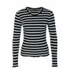ONLY Damen Longsleeve - Emma O Neck Stripe - Black / White 1 ONLY Damen Longsleeve - Emma O Neck Stripe - Black / White -ONLY SHOP 216625 00 1280x1280