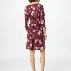 Only Sommerkleid »PELLA« (1-tlg) 9 Only Sommerkleid »PELLA« (1-tlg) -ONLY SHOP 53fe379e 17e3 543c 9937 03e391885f46 scaled
