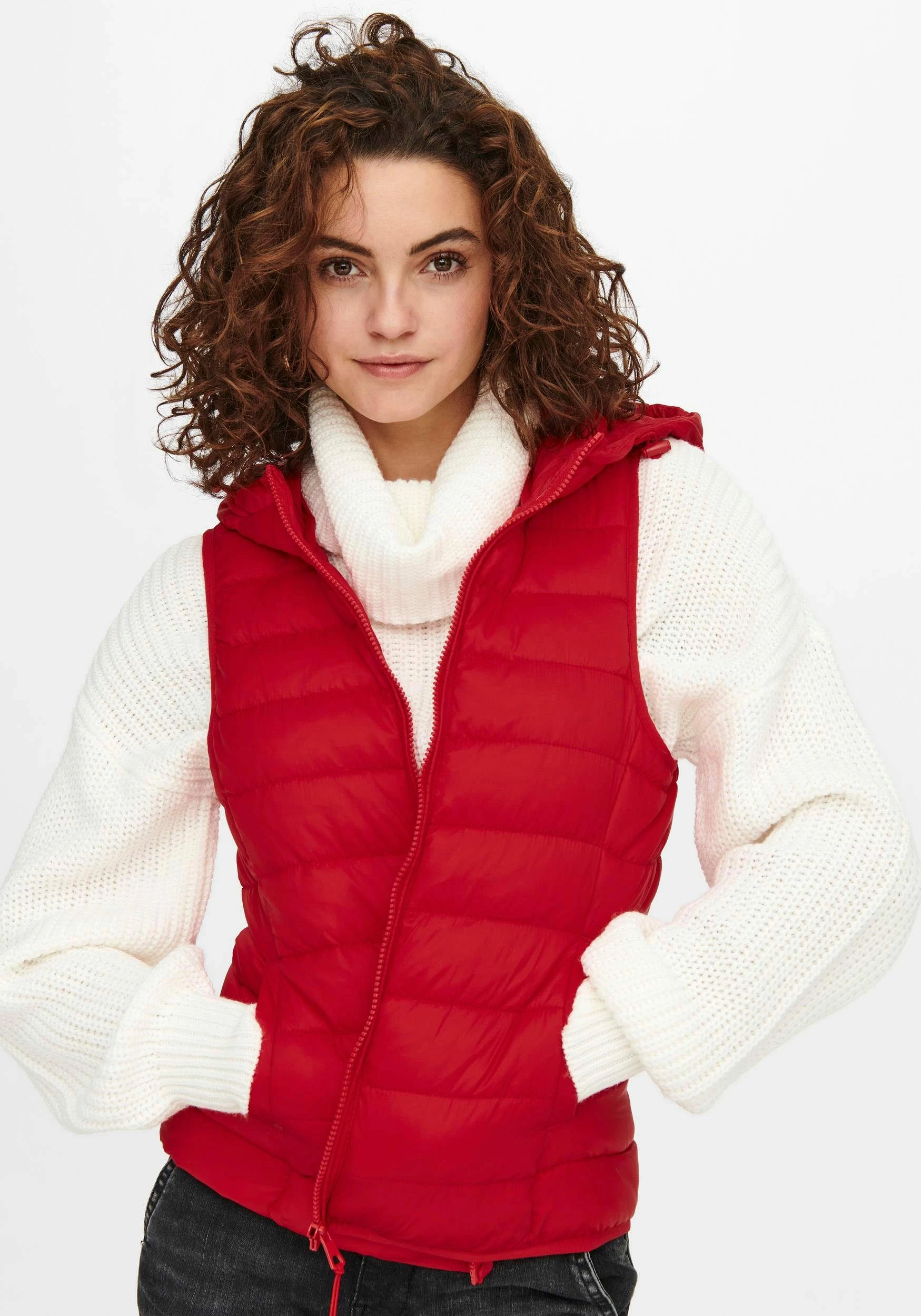 Only Steppweste »ONLNEWTAHOE HOOD WAISTCOAT OTW NOOS« 10 Only Steppweste »ONLNEWTAHOE HOOD WAISTCOAT OTW NOOS« – Bild 8