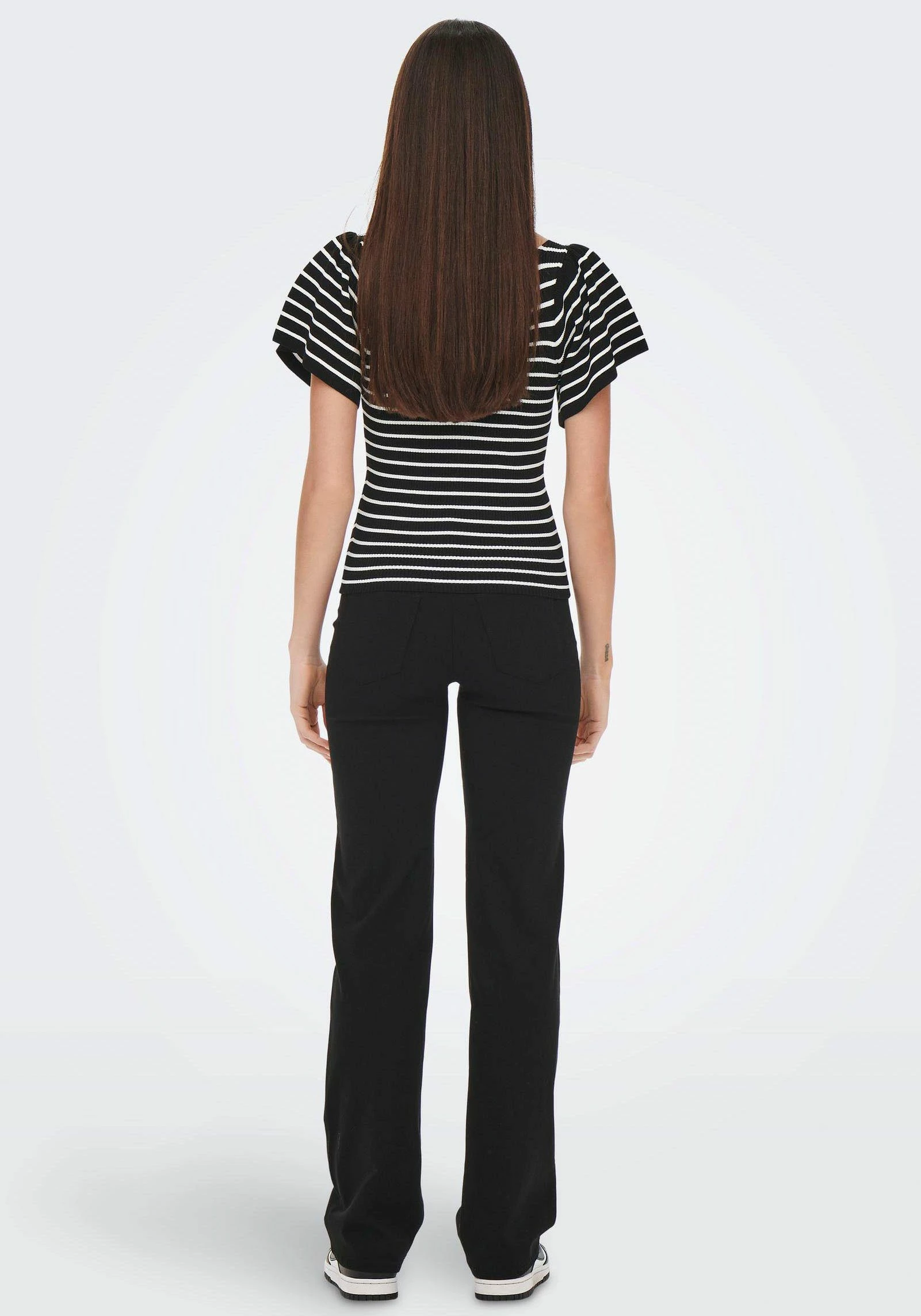 Only Kurzarmpullover »ONLLEELO STRIPE SS BACK V-NECK KNT NOOS« 4 Only Kurzarmpullover »ONLLEELO STRIPE SS BACK V-NECK KNT NOOS« – Bild 2